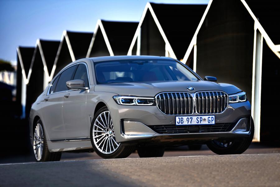  BMW 730Ld (G12) 2019 года  (ZA) (фото 1 из 12)